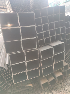 鸡冠大口径无缝方矩管